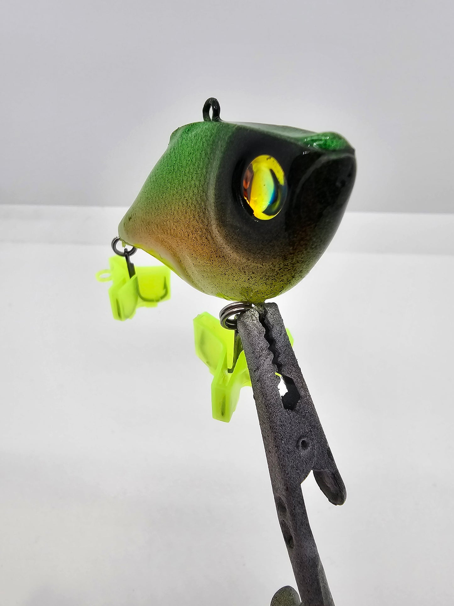 Hooked Up Baits Lipless Crankbait